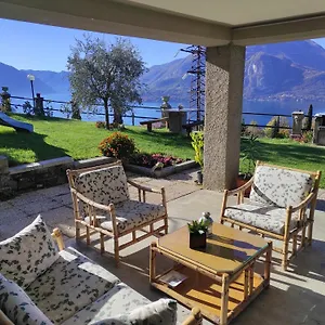 https://sharon-house-perledo.it-lombardy.com